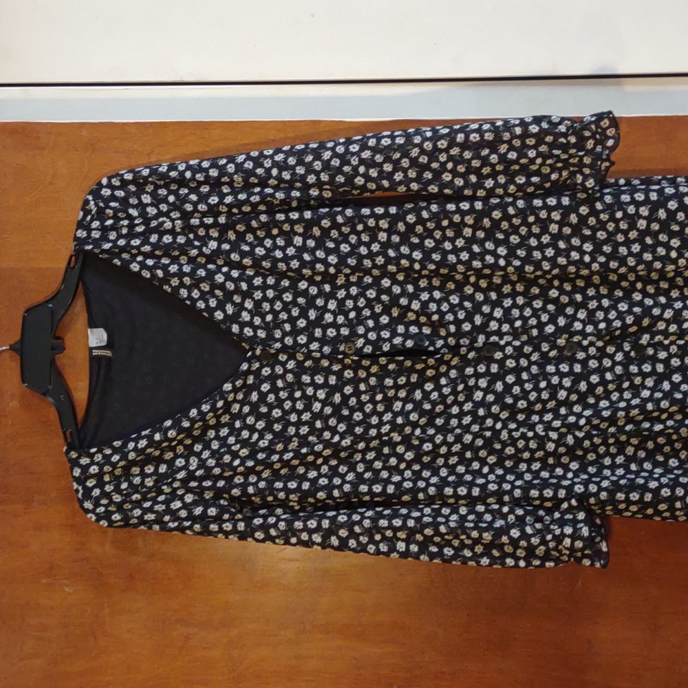 Divided black and white maxi dress. Size small.